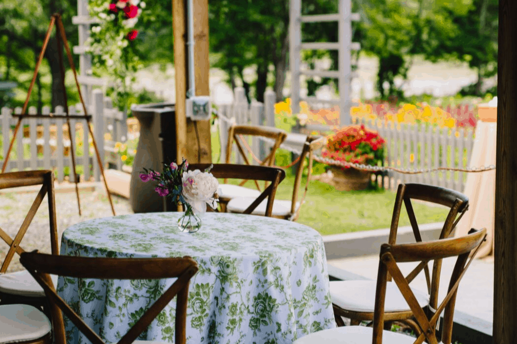 Rustic Wedding Tables